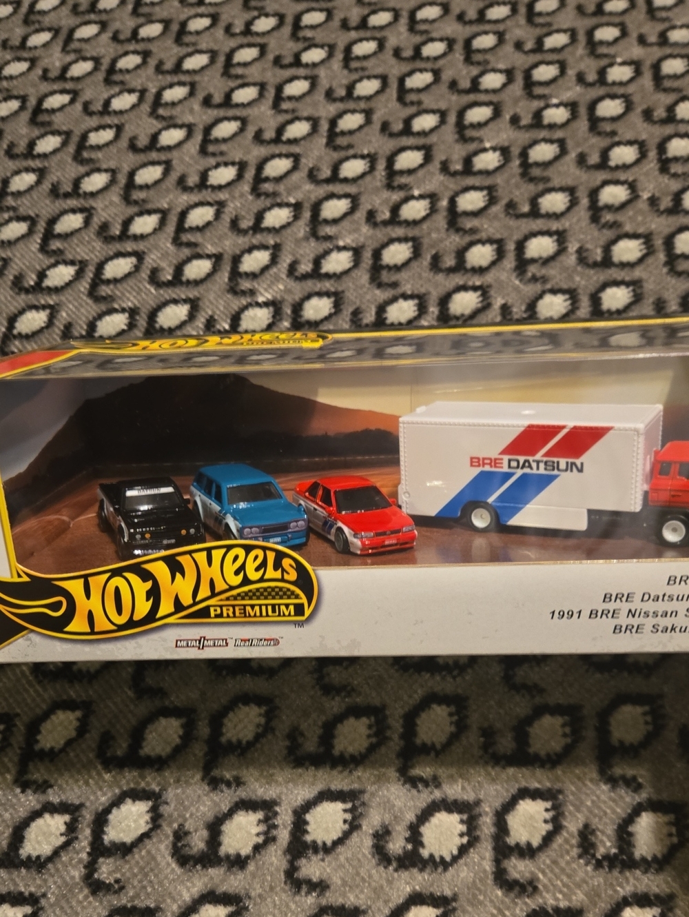 Hot Wheels Premium BRE Datsun Collector Display Set